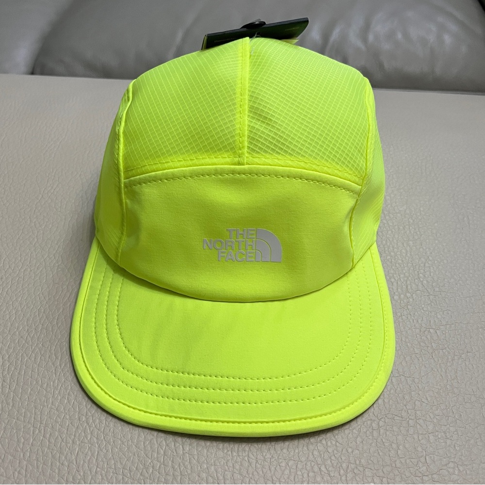 NWT - The North Face Adult 5 Panel Mesh Cap